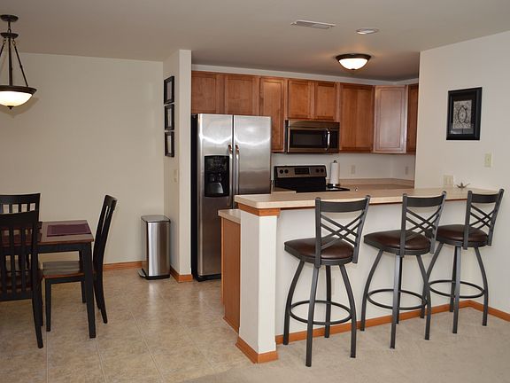 Breakfast bar