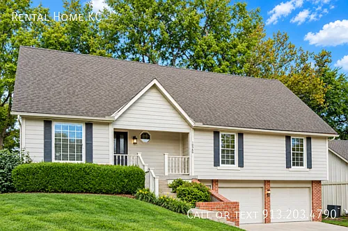 Immaculate traditional Raised Ranch #10560 — Photo 1
