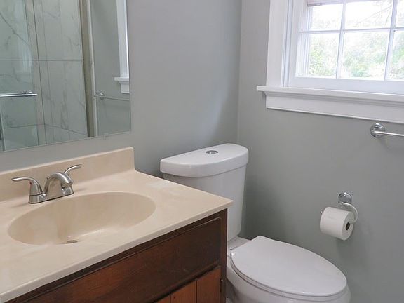2nd image of 4548 Snowflake Dr