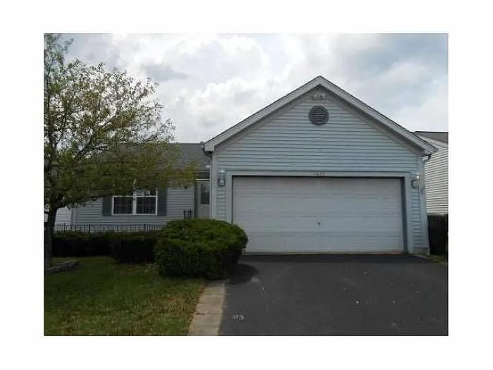 1469 Pineland Ct photo 1
