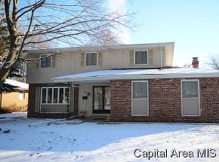 3220 Ellendale Dr, Springfield, IL 62704