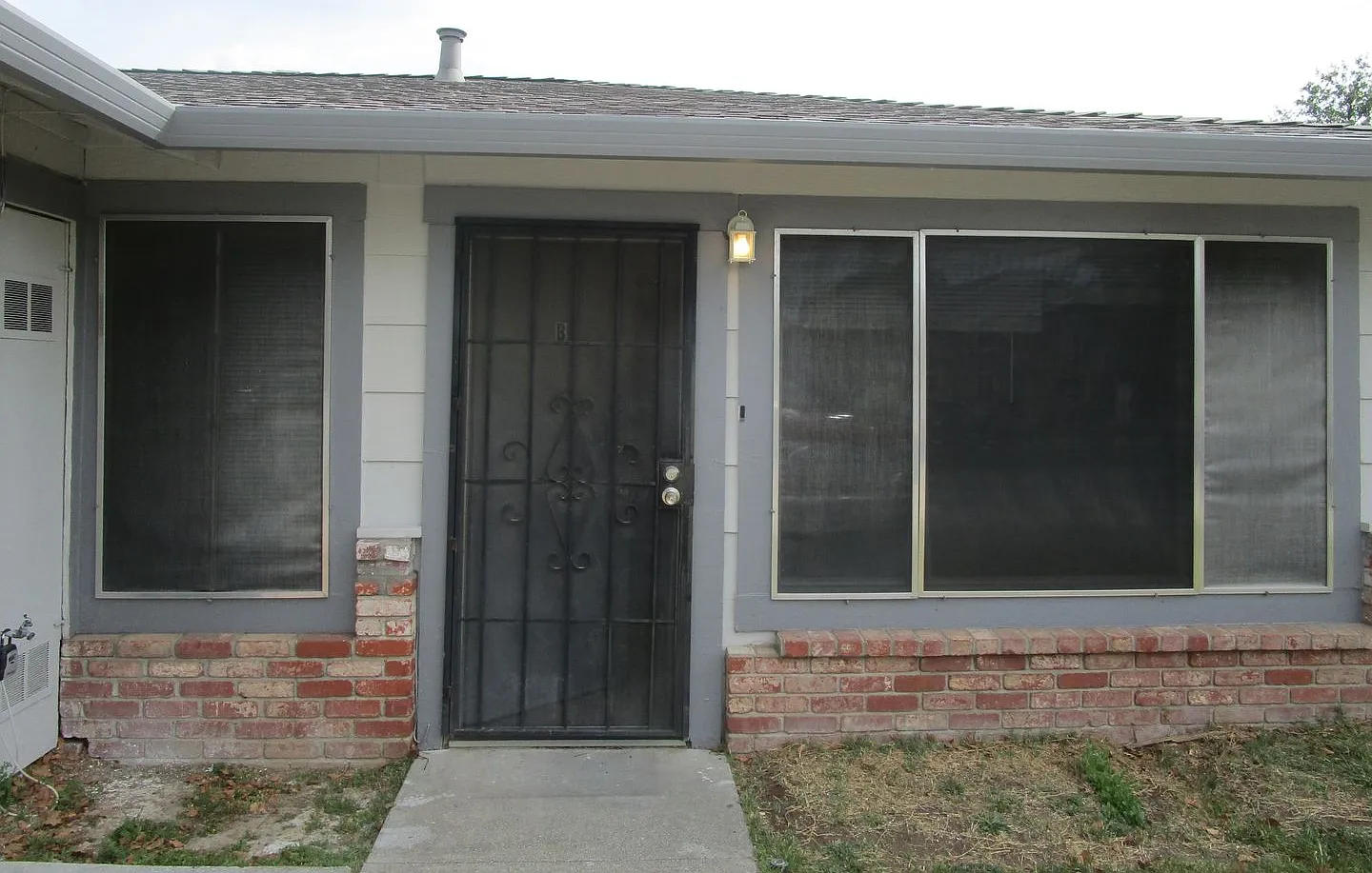 Callen A & B, 1426 — Photo 1