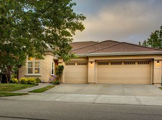 392 Sparrow Ln, Petaluma, CA 94954