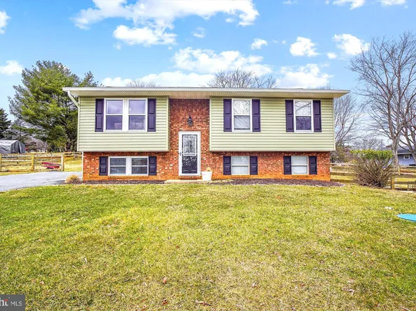 803 Wilda Dr, Westminster, MD 21157