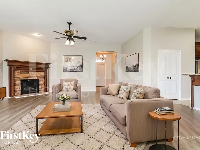 17205 Serrano Dr — Photo 3