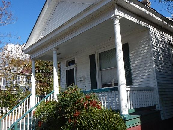 3rd image of 51 Elm Ave