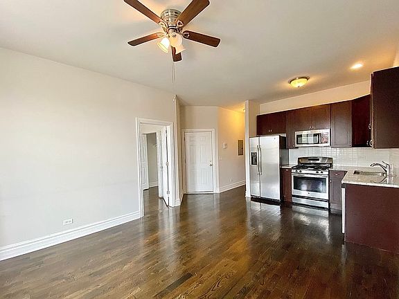 2nd image of 2049 W Division St APT 2F