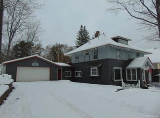 216 Clark St, Houghton, MI 49931