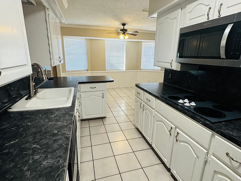115 Fairview Dr — Photo 9