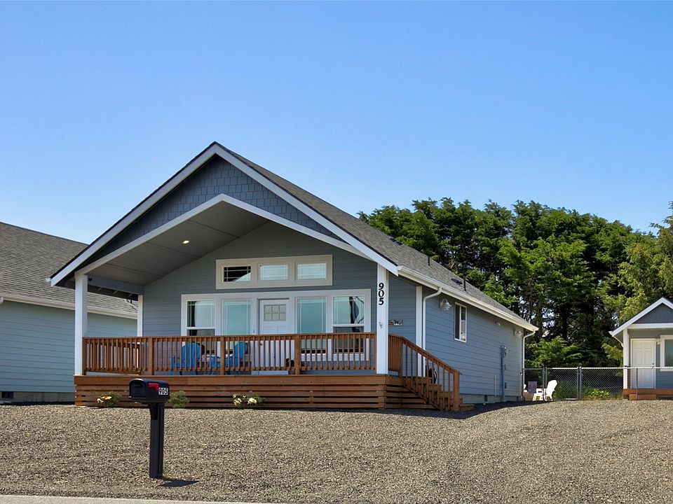 1st image of 905 Ocean Shores Boulevard SW
