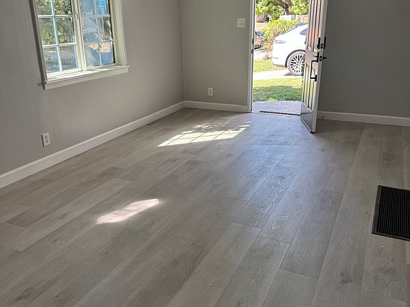 3rd image of 5510 Beck Ave