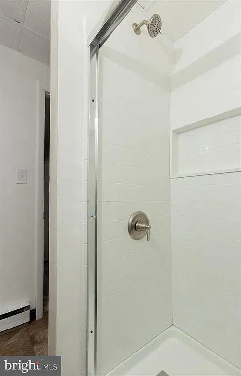 1 bed, 850 sqft, $1,100 — Photo 2