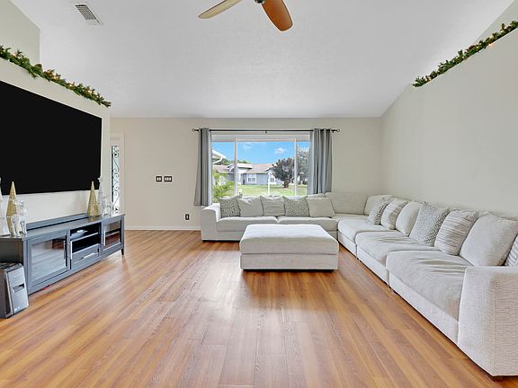 5th image of 2398 SW Lejune Street