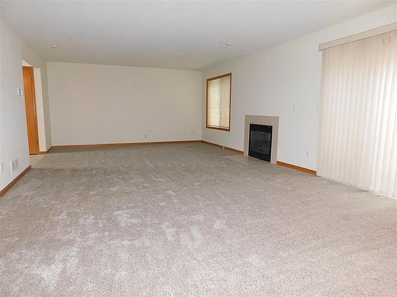 3rd image of 5024 Hermitage Trl #1