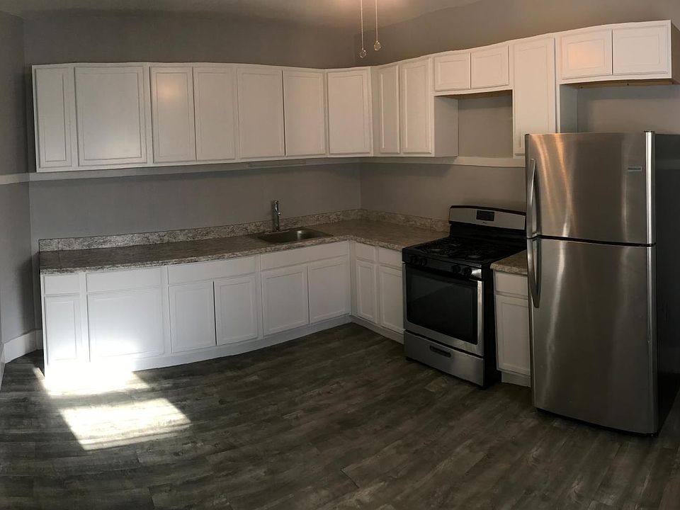 1st image of 2731 N Austin Ave #6