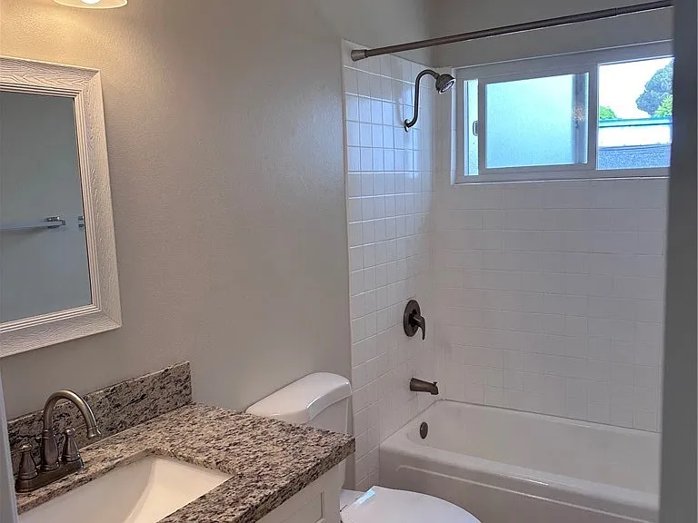 14251 Green Valley Dr — Photo 7