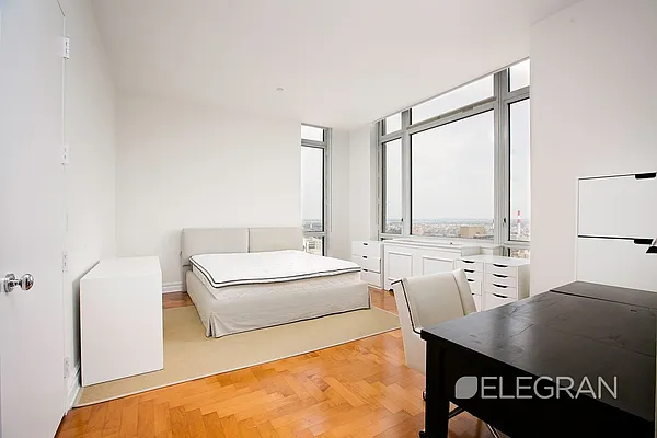 Rented by (Legacy) Elegran | media 7