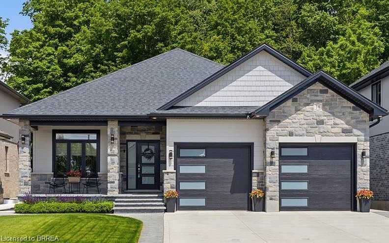 1st image of 14 Windywood Ln