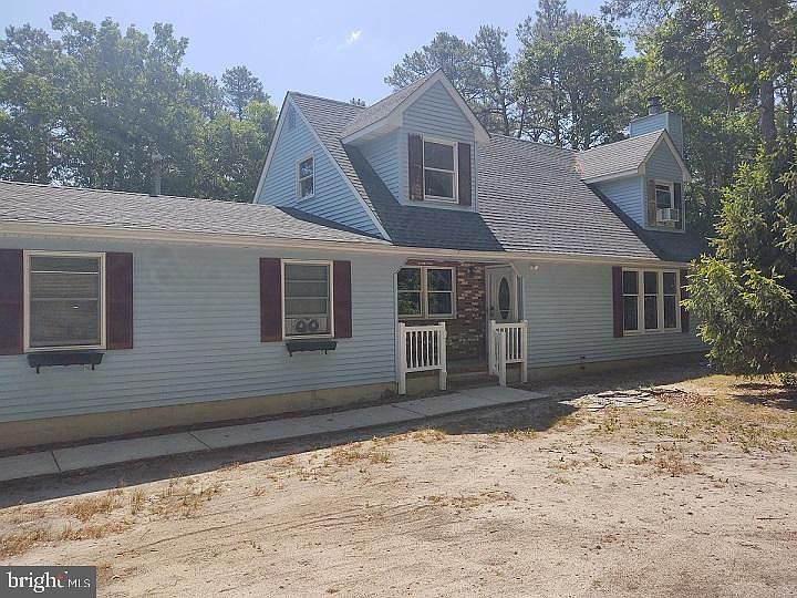 2nd image of 28 Stagecoach Ct