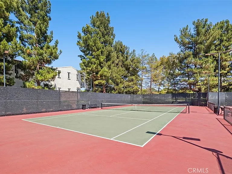 6 El Cajon — Photo 21