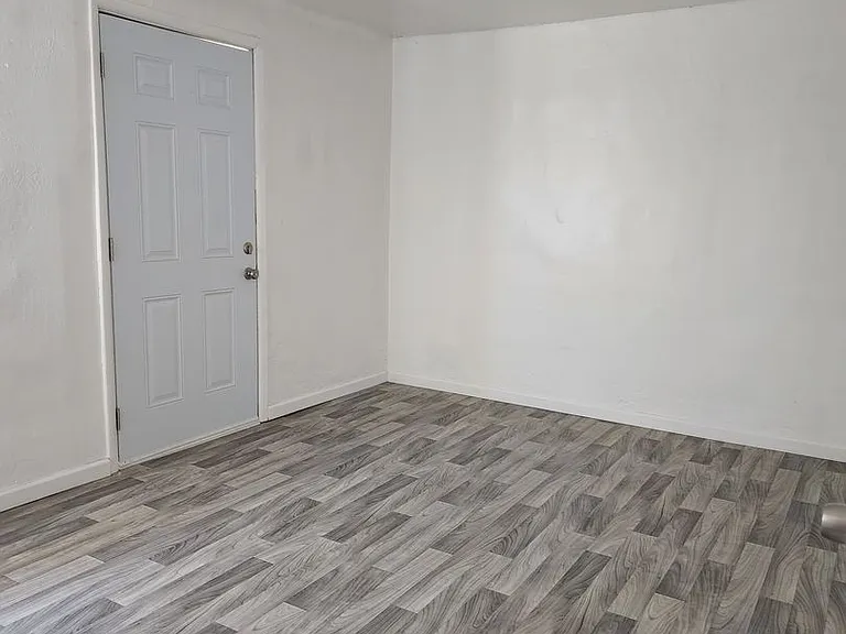 1001 Walnut Dr — Photo 12