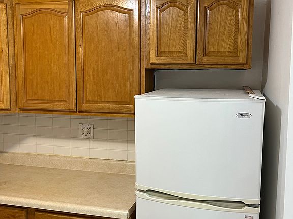 2nd image of 242 E 79th St APT 3A