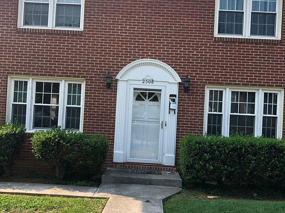 1st image of 2508 Fairway Dr SW
