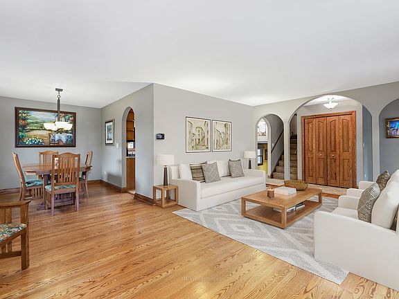 4th image of 12455 Melvina Ave