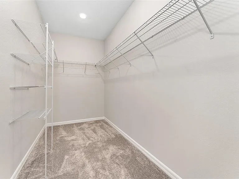 3633 Cambridge Brook Dr — Photo 14