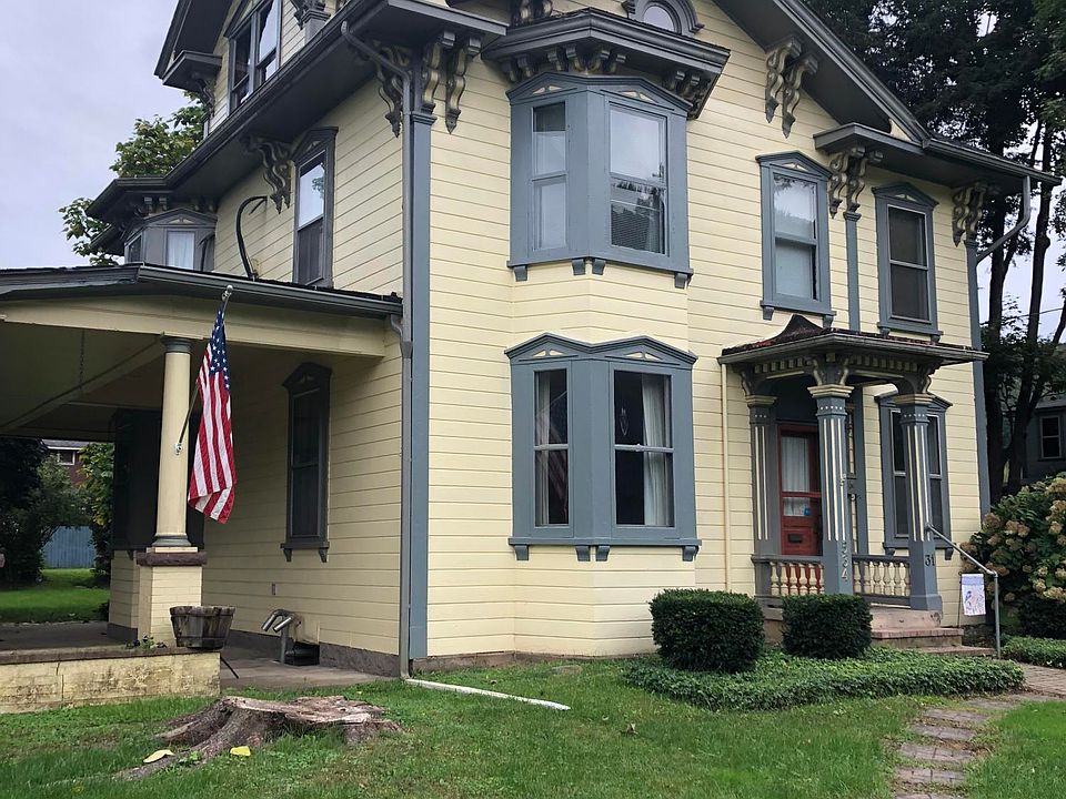 1st image of 534 W Taylor St