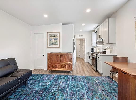 2nd image of 5643 Canal Blvd Unit A