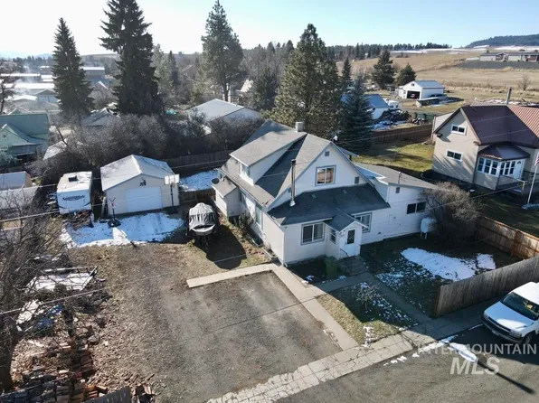 609 Hogan St, Cottonwood, ID 83522