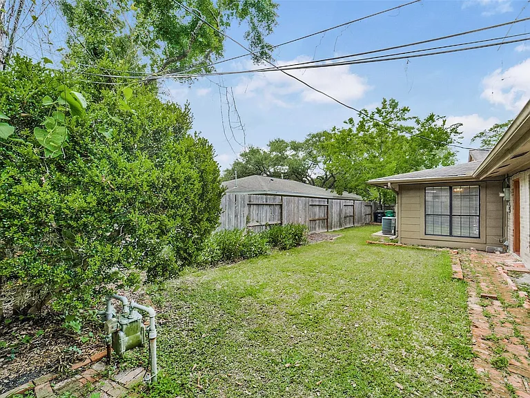5147 Beechnut St — Photo 24