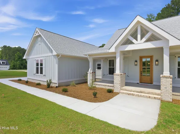 128 W Burton Farm Drive, Minnesott Beach, NC 28510