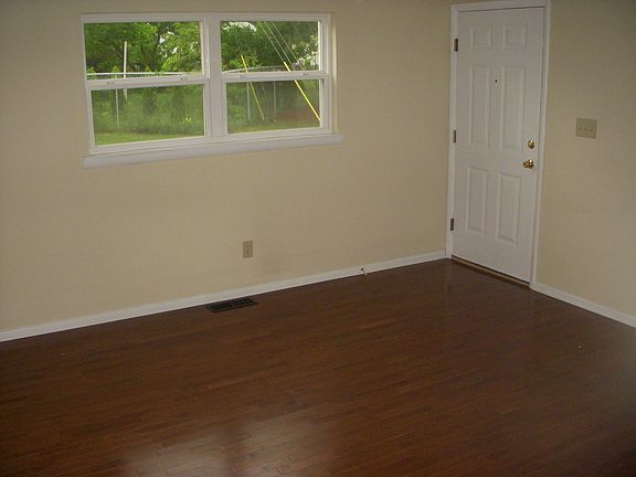 3rd image of 3255 Orleans Dr