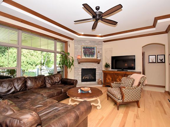 3rd image of 628 S 18th Ave