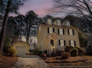 864 Hilton Dr, Fayetteville, NC 28311