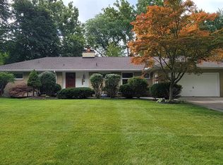 1507 Clover Ln, Midland, MI 48640