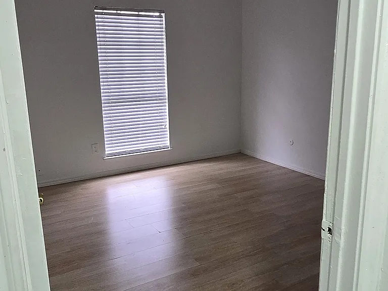 17507 Autumn Hills Dr — Photo 14