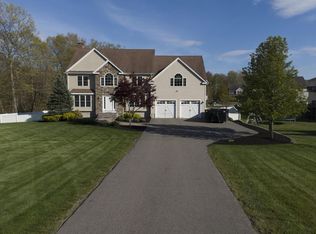 9 Colton Ln, Attleboro, MA 02703