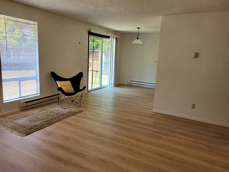 5209 Beach Dr #A — Photo 8