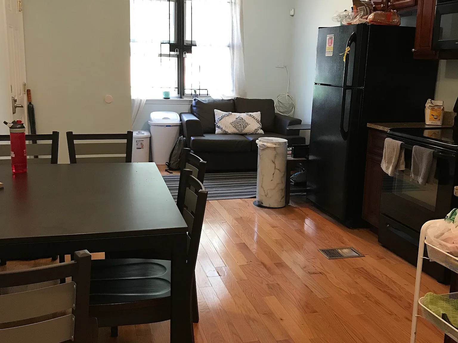 4 bed, 1420 sqft, $585 — Photo 4