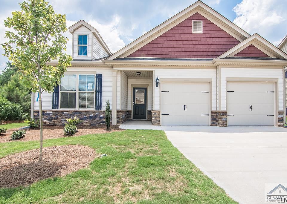1st image of 640 Holly Springs