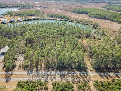 7060 Turkey Bayou Rd, Bay Saint Louis, MS, 39520
