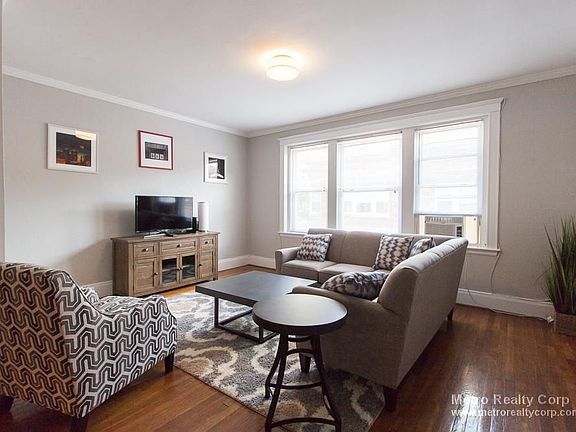 2nd image of 42 Longwood Ave APT 5