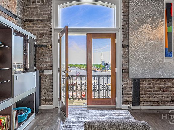 4th image of 42 E Bay Street #5