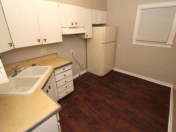4th image of 948 N Kealing Ave #B