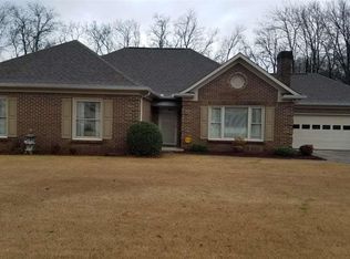 1006 Cedarwood Dr SW, Decatur, AL 35603