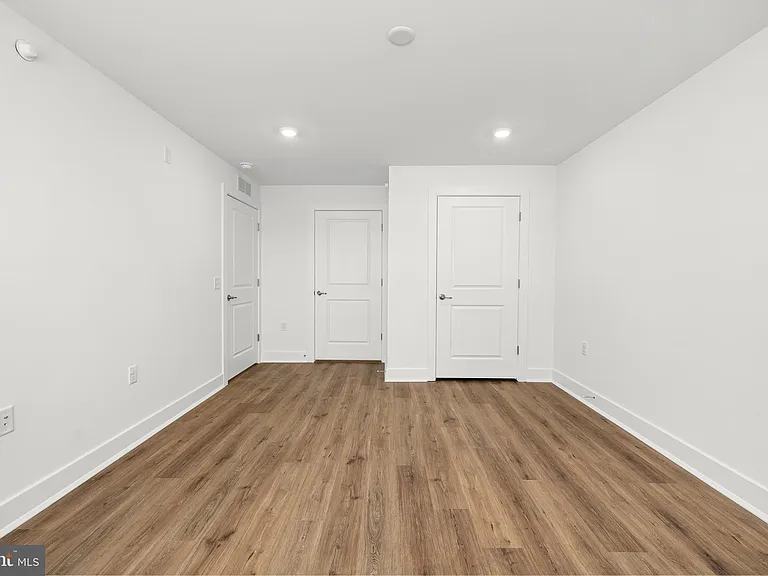 2307 Prince Hall Dr — Photo 24