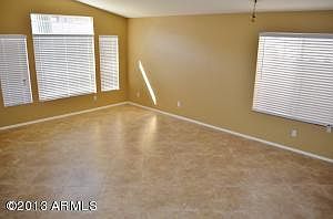 5th image of 15851 S 10th Pl